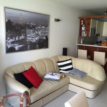 Apartamento Omis